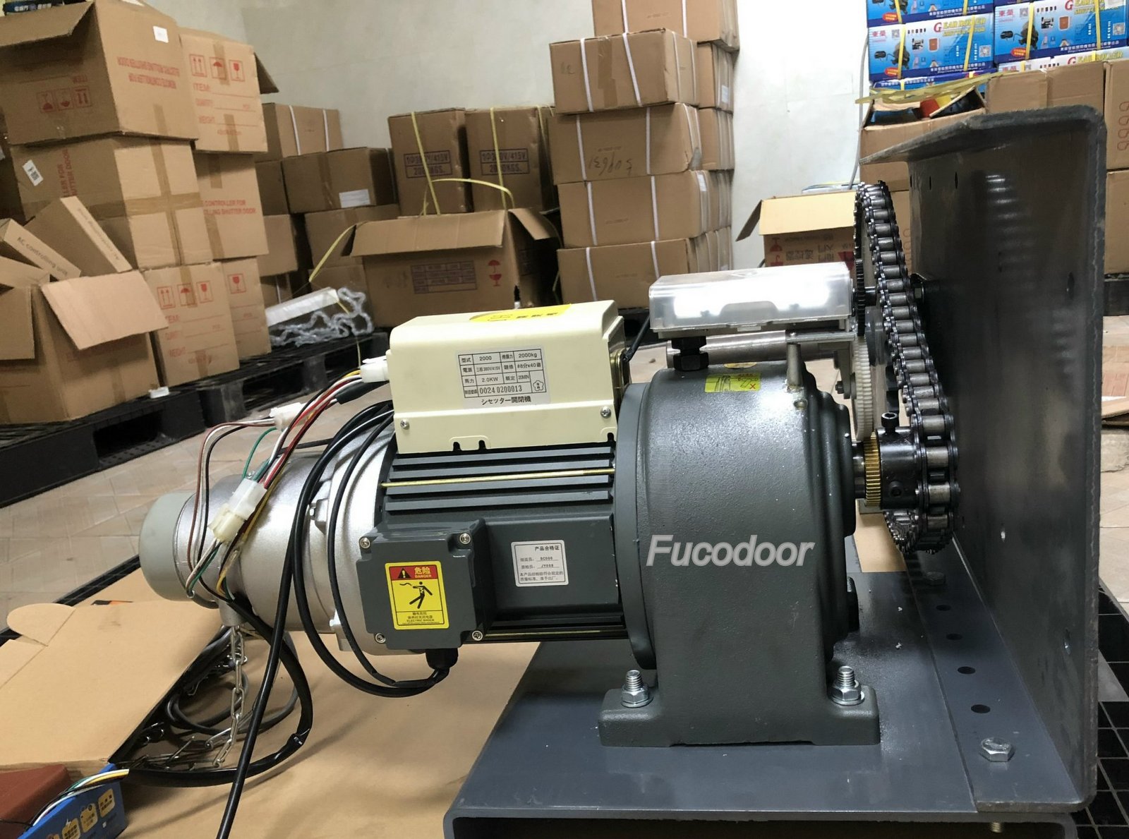Motor cửa cuốn YH, DR -2000kg