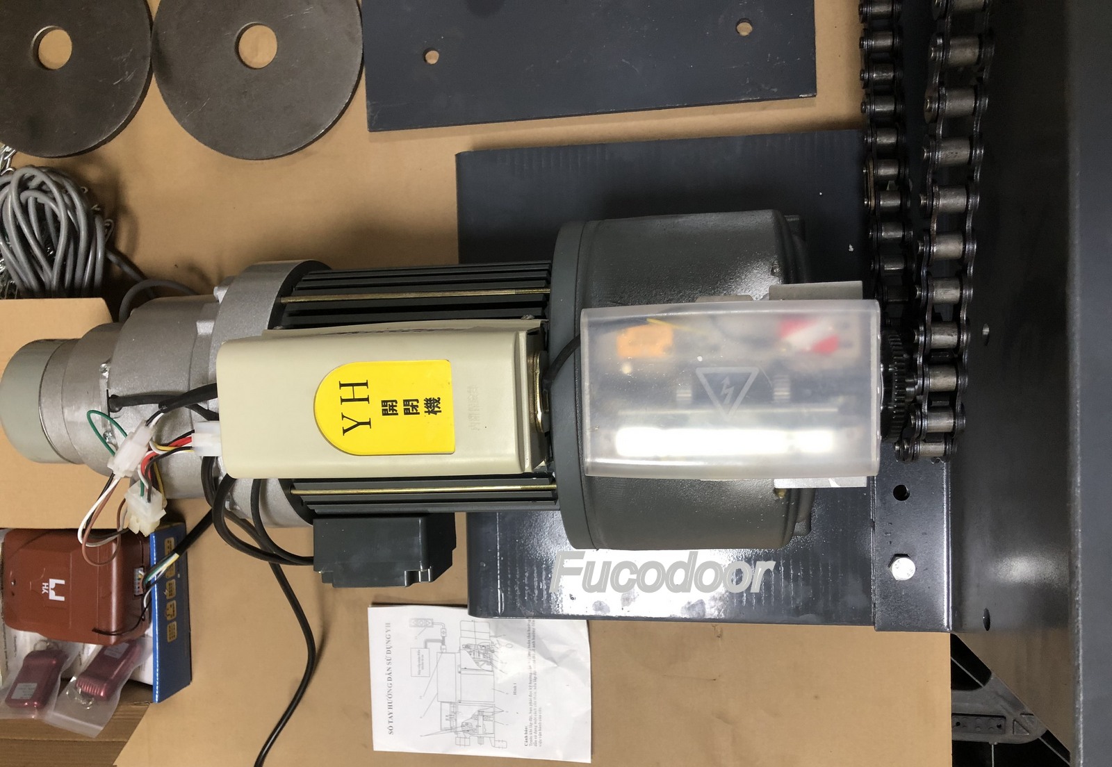Motor cửa cuốn YH, DR -2000kg