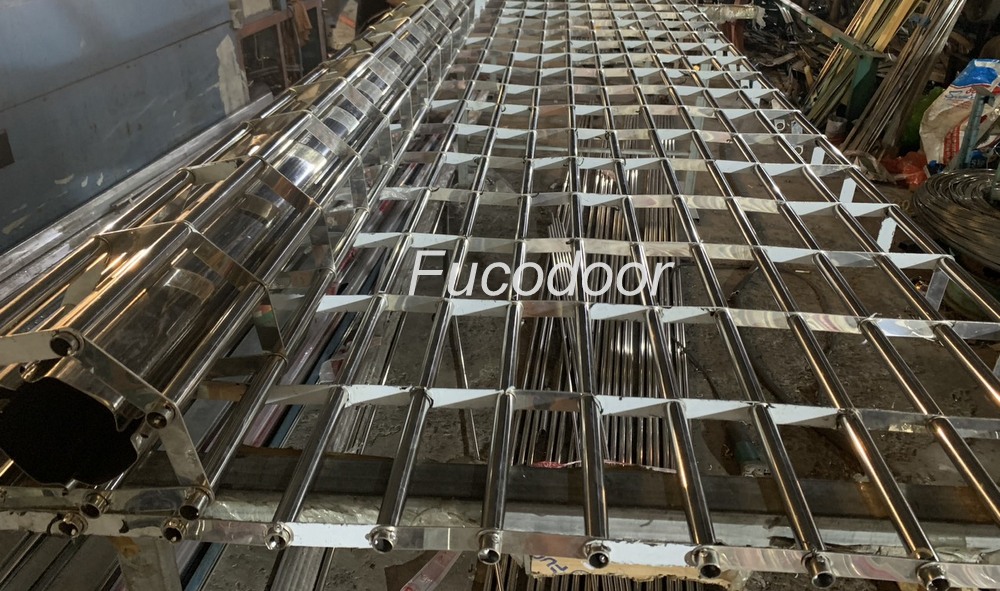 Stainless steel horizontal mesh rolling door, Price quote for Song Ngang rolling door 2023