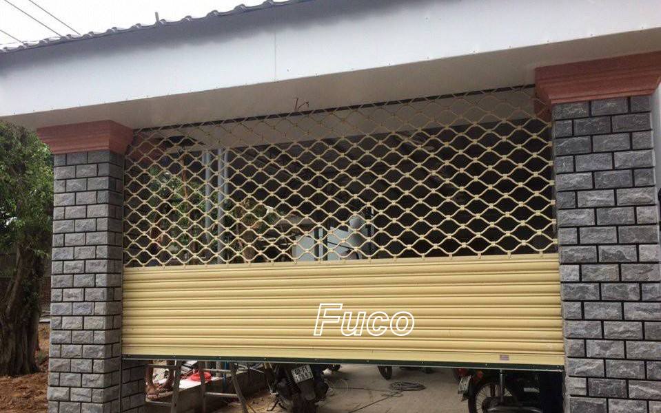 Cửa cuốn Mắt lưới sơn tĩnh điện