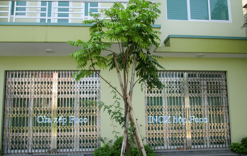 Có bao nhiêu loại cửa xếp inox