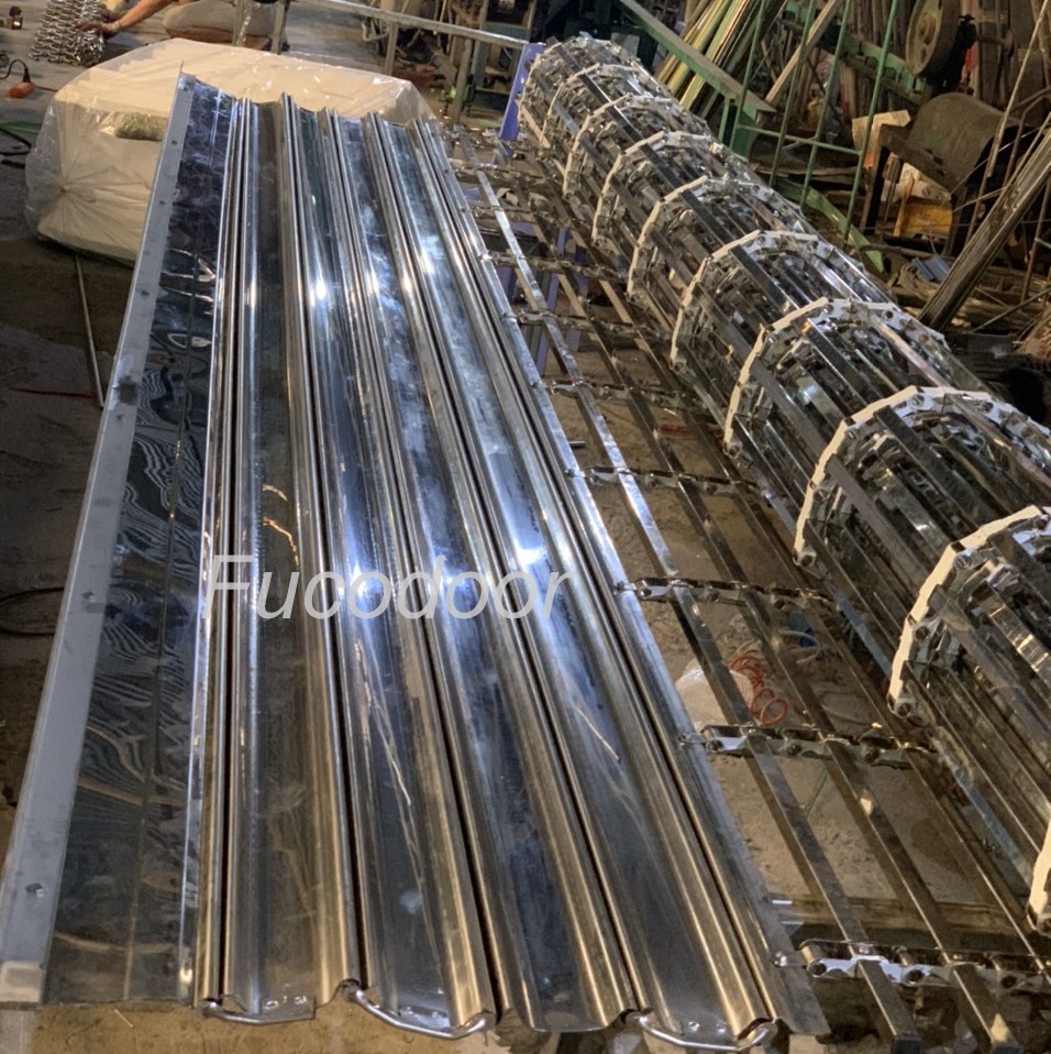 cửa cuốn khớp thoáng 20x20, cửa cuốn khớp thoángTẠI QUẢNG NINH