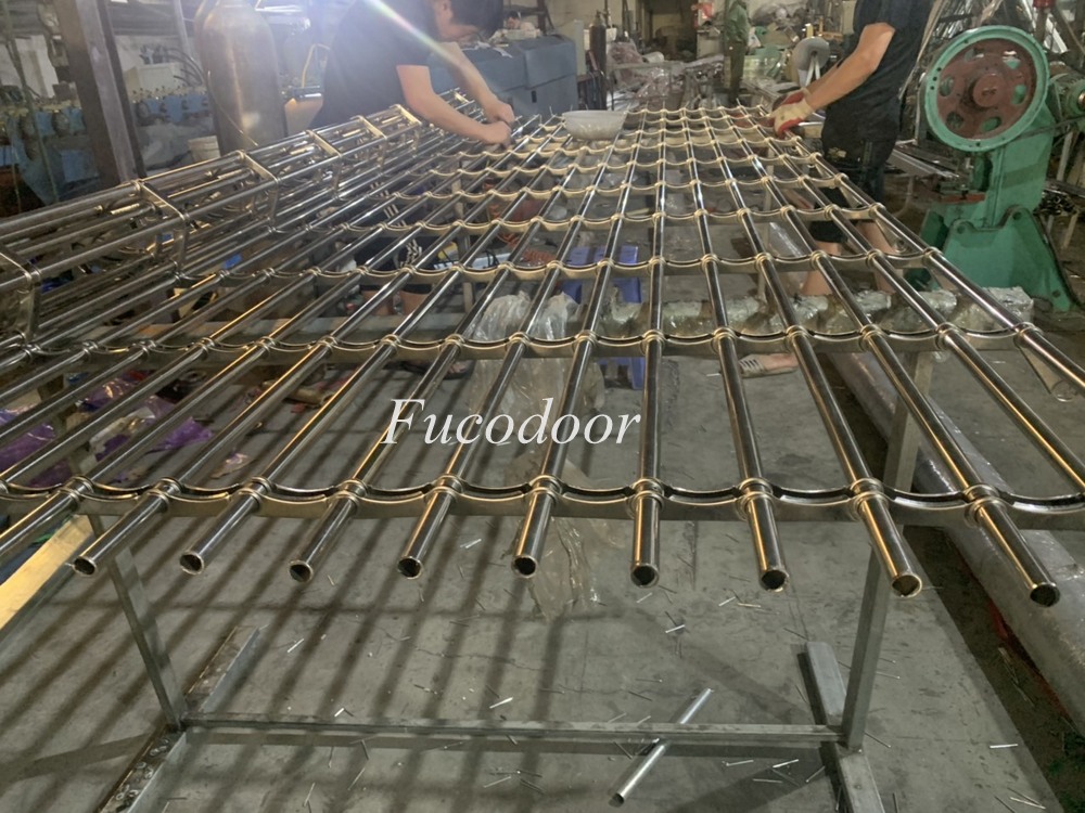cửa cuốn khớp thoáng 20x20, cửa cuốn khớp thoáng phi 19